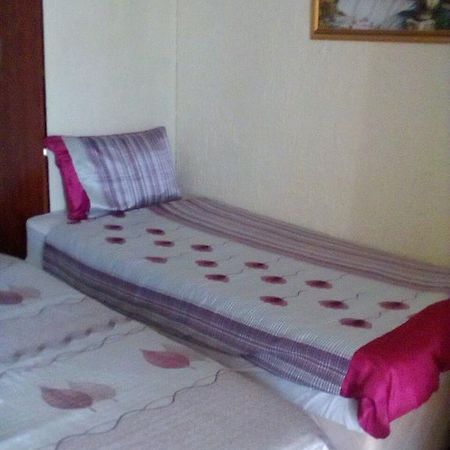 Guest House Macauly Johannesburg Luaran gambar
